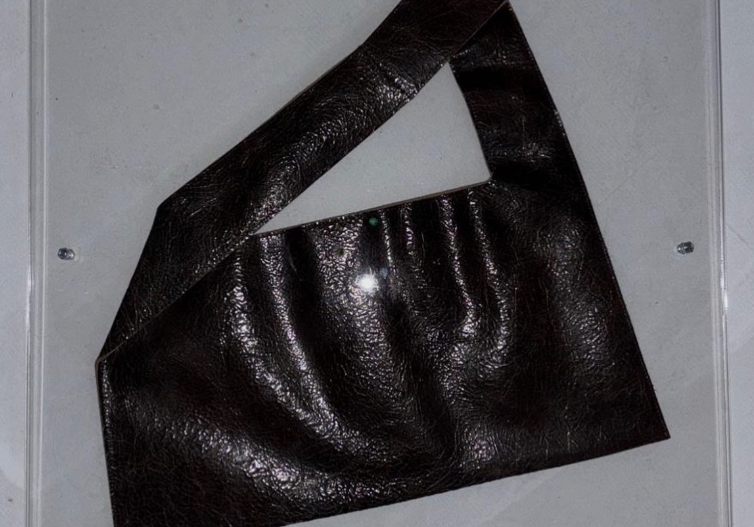 S01 IN DARK BROWN