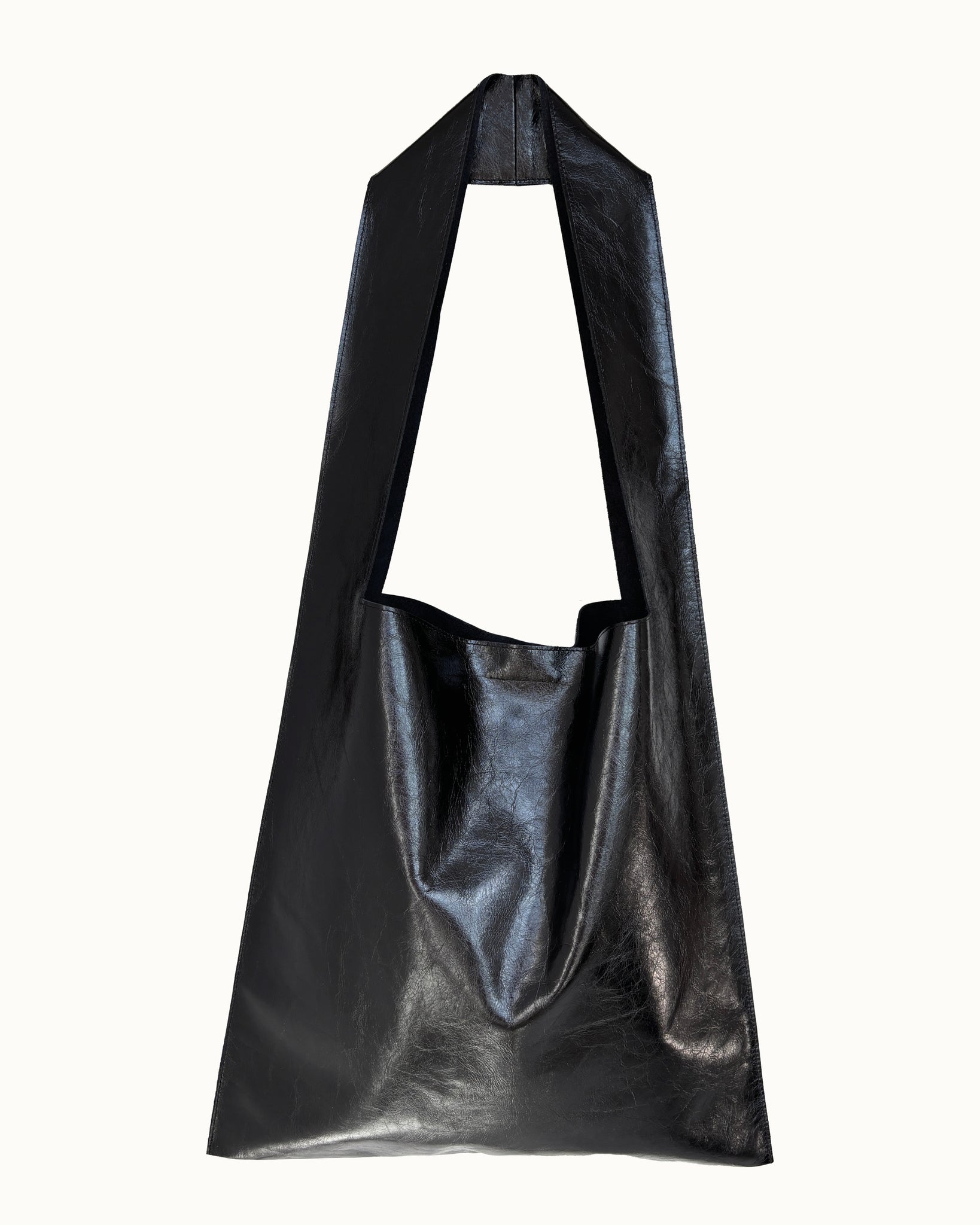 L03 PATENT BLACK