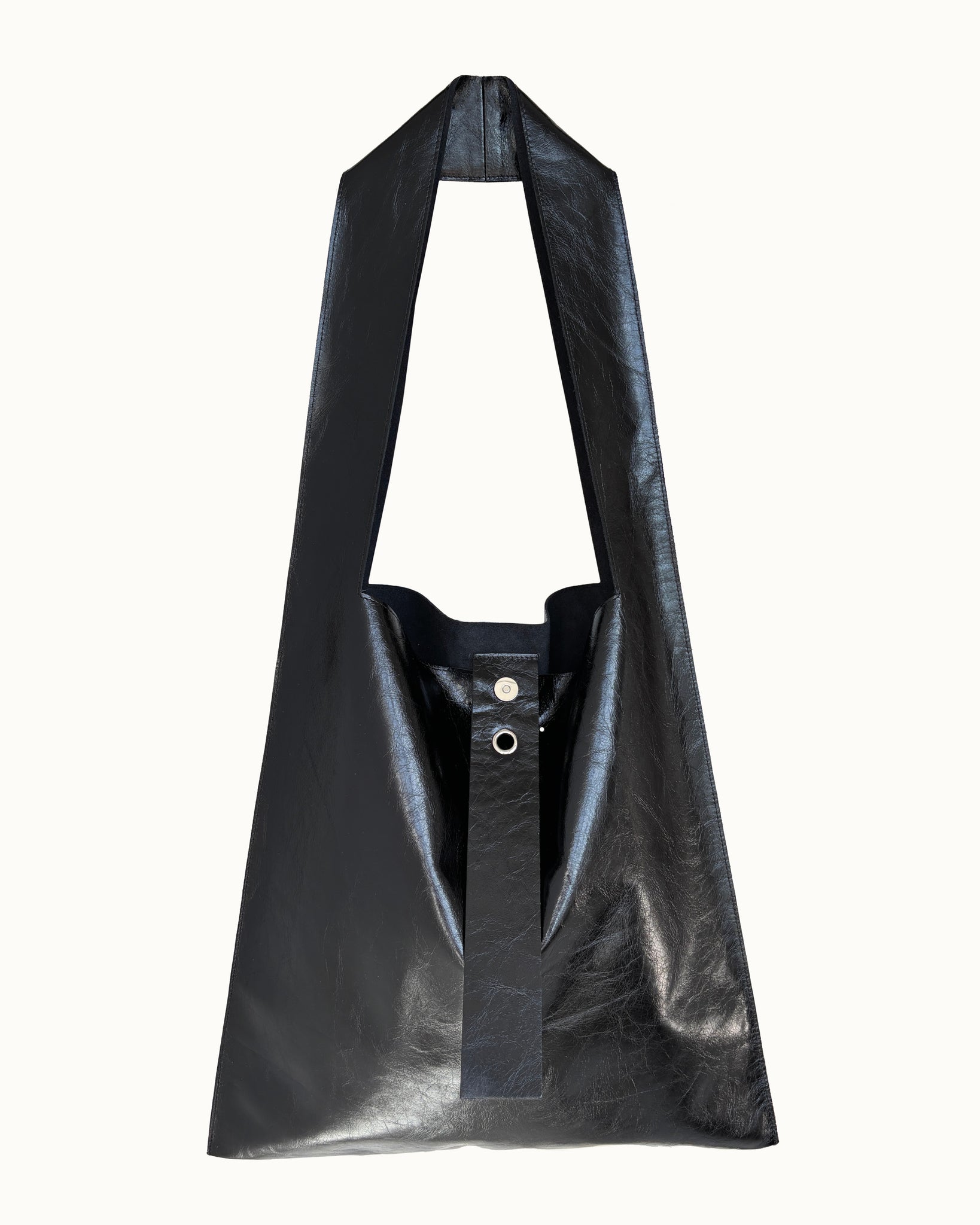 L03 PATENT BLACK